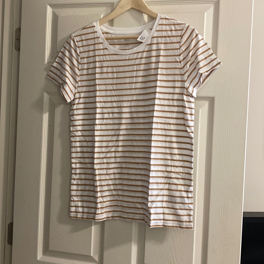 Nwt! Gap Tee